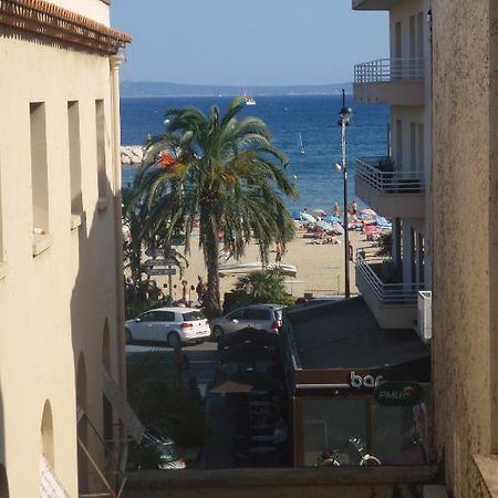 Hotel L'Oustaou Le Lavandou Zimmer foto